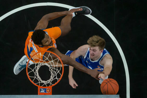 高位防守一 高位防守一